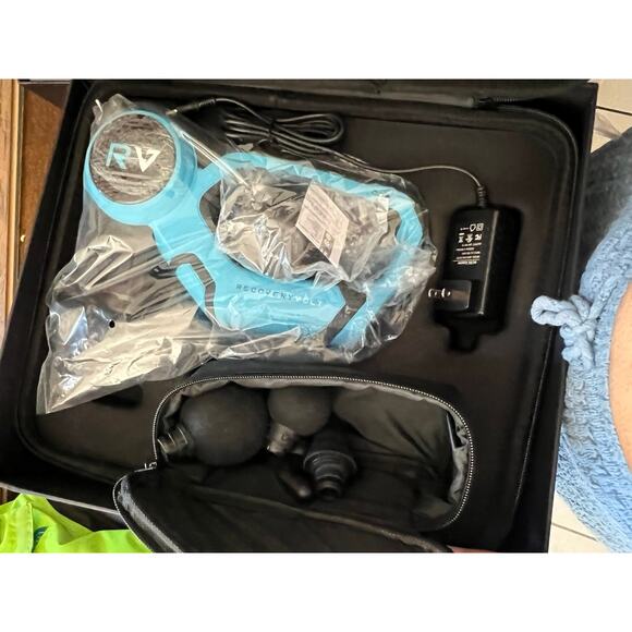 RecoveryVolt Percussive Therapy Deep Tissue Massager - Picture 2 of 4